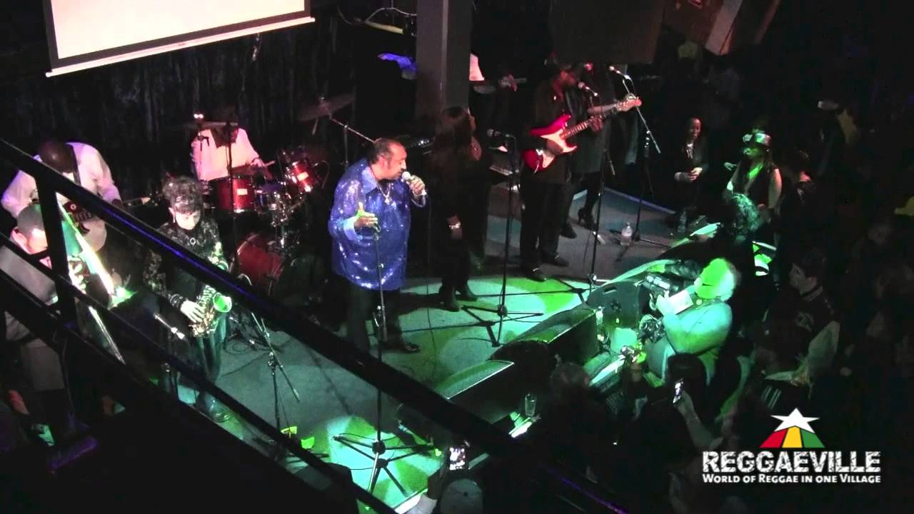 Barry Biggs - Wide Awake In A Dream @ Grooving with the Legends in London, UK [11/12/2014]