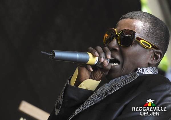 Algebra @ Reggae Jam 2012