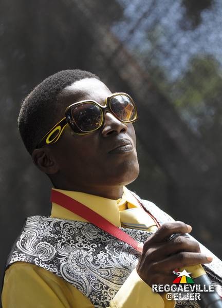 Algebra @ Reggae Jam 2012