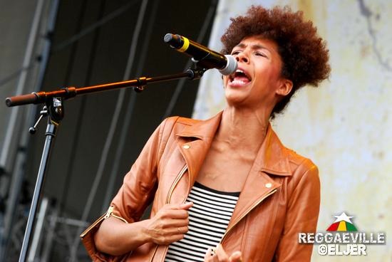 Ayo @ SummerJam 2011