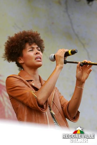 Ayo @ SummerJam 2011