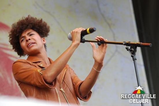 Ayo @ SummerJam 2011