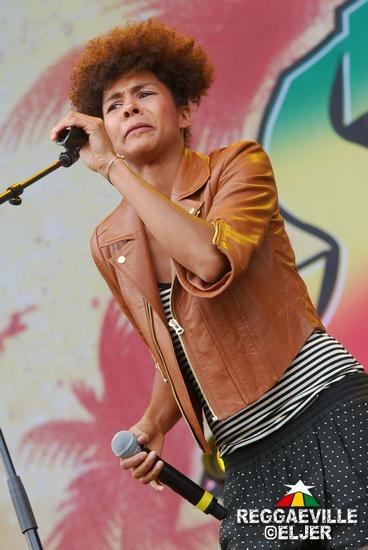 Ayo @ SummerJam 2011