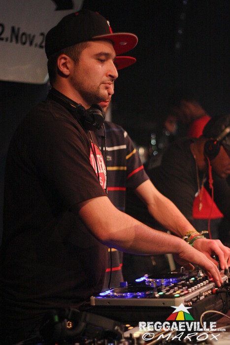 Round 1 @ 1-2-3 Badda Dan Clash 2014