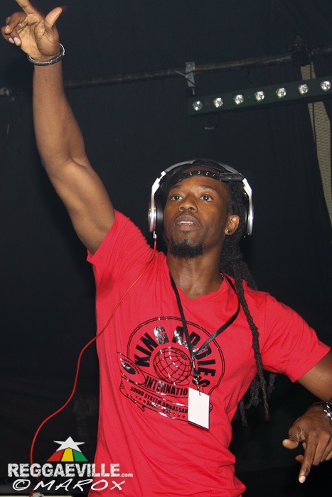 King Addies vs. Supersonic Sonic @ 1-2-3 Badda Dan Clash 2015