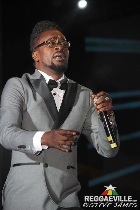 Beenie Man feat. Ashanti @ Shaggy & Friends 2016