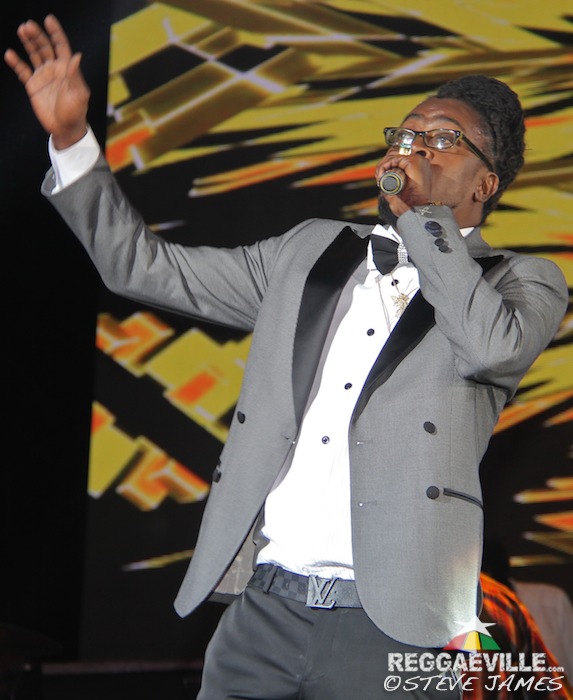 Beenie Man feat. Ashanti @ Shaggy & Friends 2016