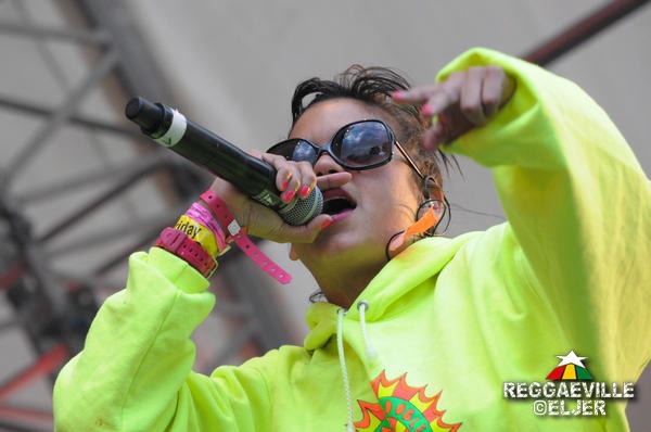 Bomba Estereo @ SummerJam 2012