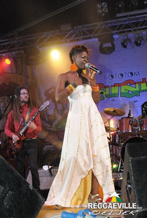 Brina ls. Dubtonic Kru @ Rototom Sunsplash 2014