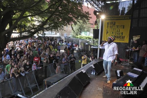 Carl Meeks @ Reggae Jam 2012