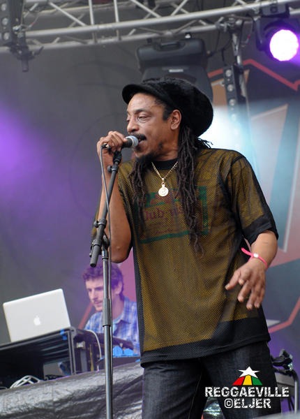 Dreadzone @ SummerJam 2012