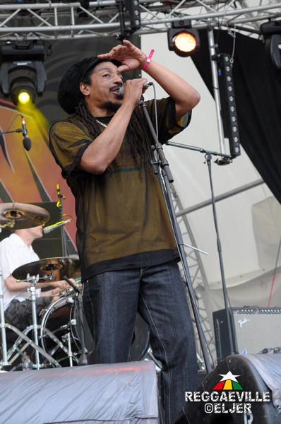 Dreadzone @ SummerJam 2012
