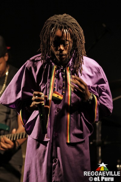 Droop Lion @ It's Growing