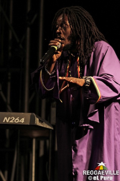 Droop Lion @ It's Growing