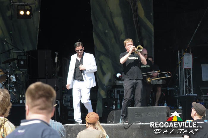 Dr. Woggle & The Radio @ Ruhr Reggae Summer - Dortmund 2014