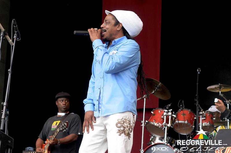 Earl Sixteen ft. The Suns Of Dub @ Reggae Sundance 2014