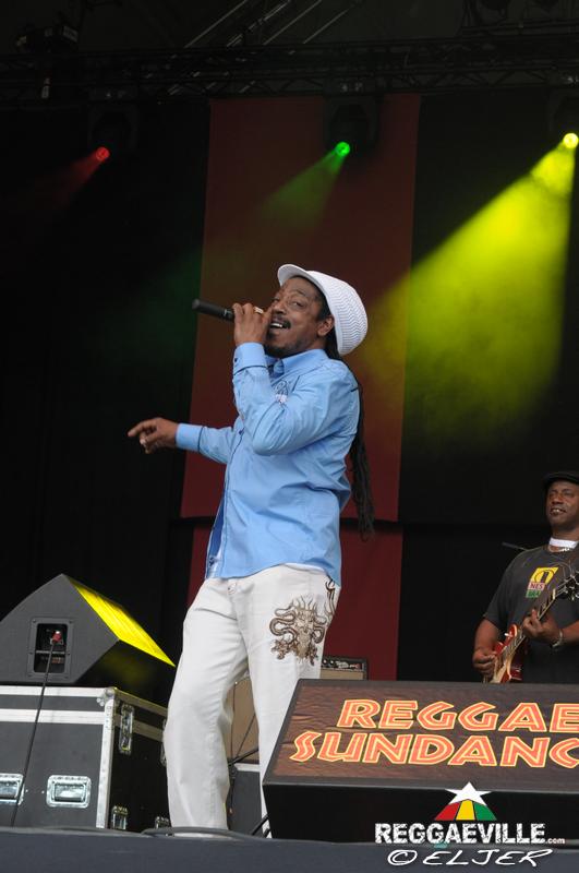 Earl Sixteen ft. The Suns Of Dub @ Reggae Sundance 2014