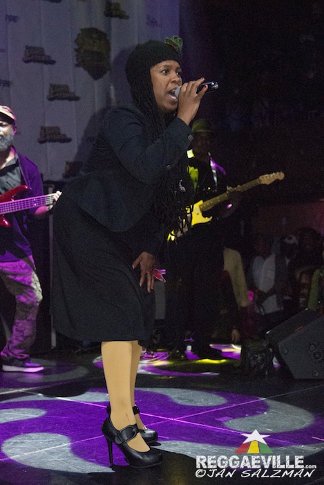 Empress Akua @ 1Love Earthstrong Festival 2014