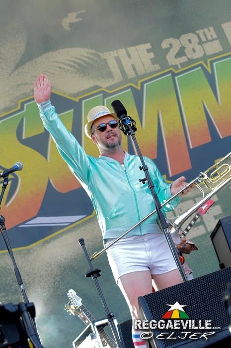 Fat Freddy's Drop @ SummerJam 2013