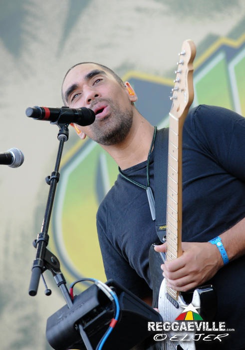 Fat Freddy's Drop @ SummerJam 2013