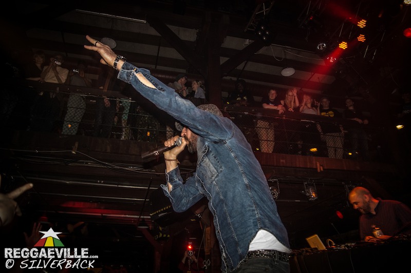 Silly Walks Discotheque feat. Gentleman @ Reggaeville Easter Special 2013