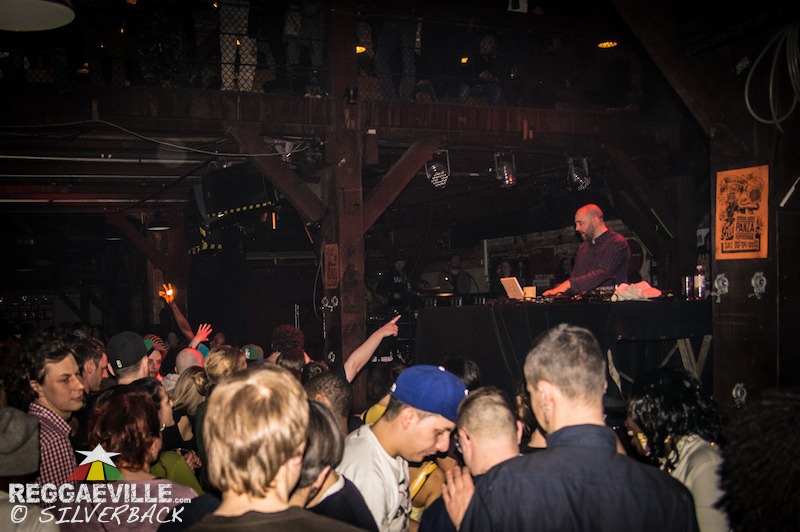 Silly Walks Discotheque feat. Gentleman @ Reggaeville Easter Special 2013