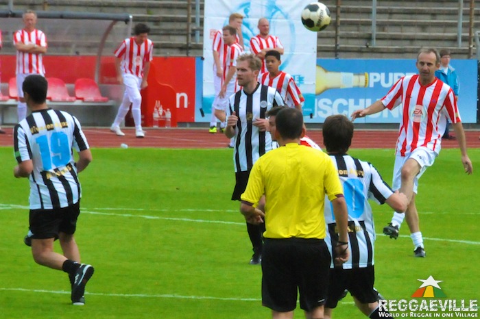 Gentleman Allstars Vs. Viva Con Agua Allstars [1st Half]