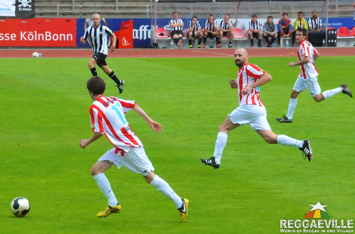 Gentleman Allstars Vs. Viva Con Agua Allstars [1st Half]