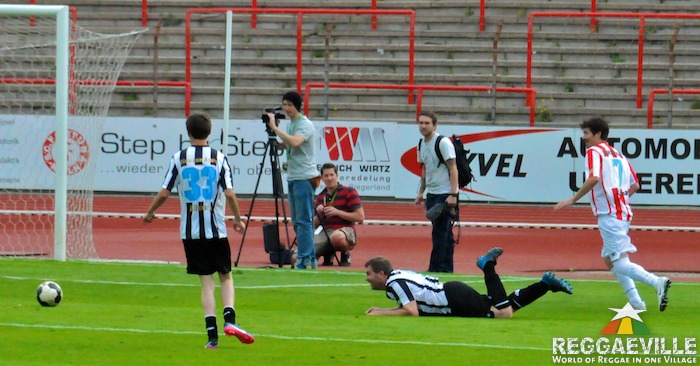 Gentleman Allstars Vs. Viva Con Agua Allstars [1st Half]