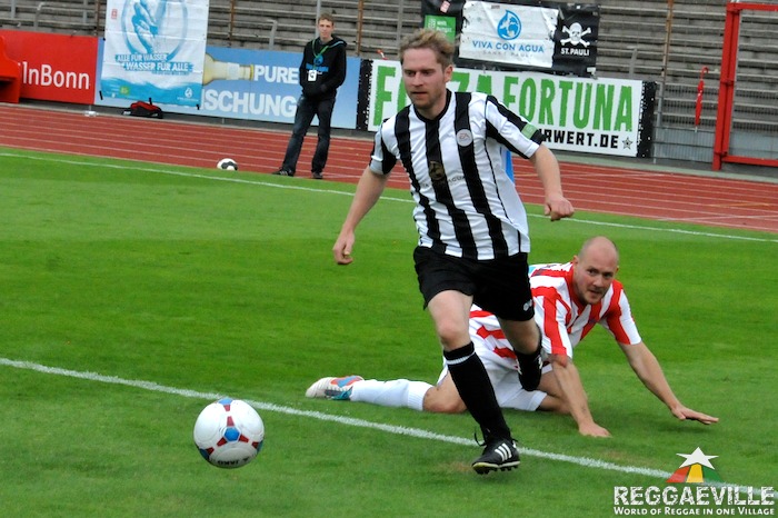 Gentleman Allstars Vs. Viva Con Agua Allstars [1st Half]