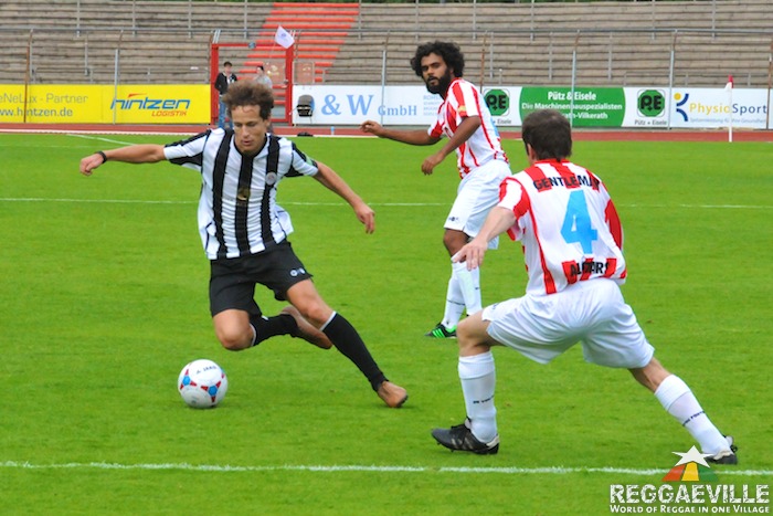 Gentleman Allstars Vs. Viva Con Agua Allstars [1st Half]