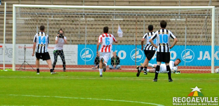 Gentleman Allstars Vs. Viva Con Agua Allstars [2nd Half]