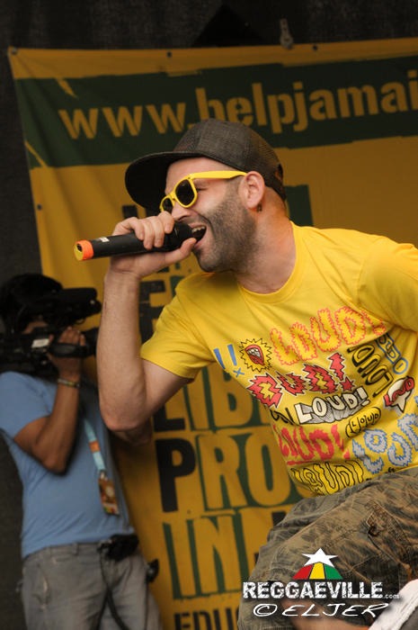 Goldi @ Reggae Jam 2014