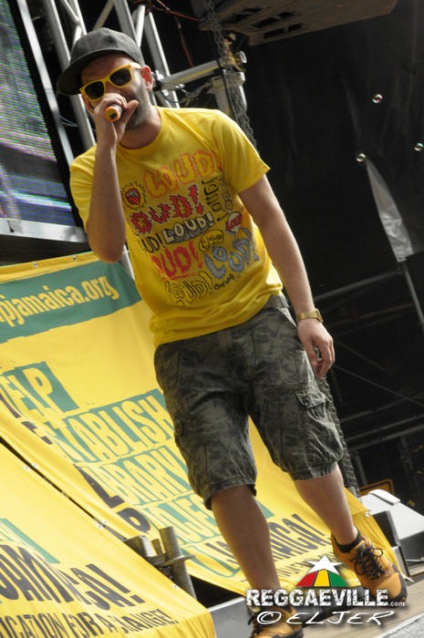 Goldi @ Reggae Jam 2014