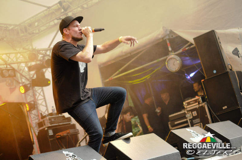 iLLBiLLY HiTEC with Longfingah & Kinetical @ Reggae Jam 2016