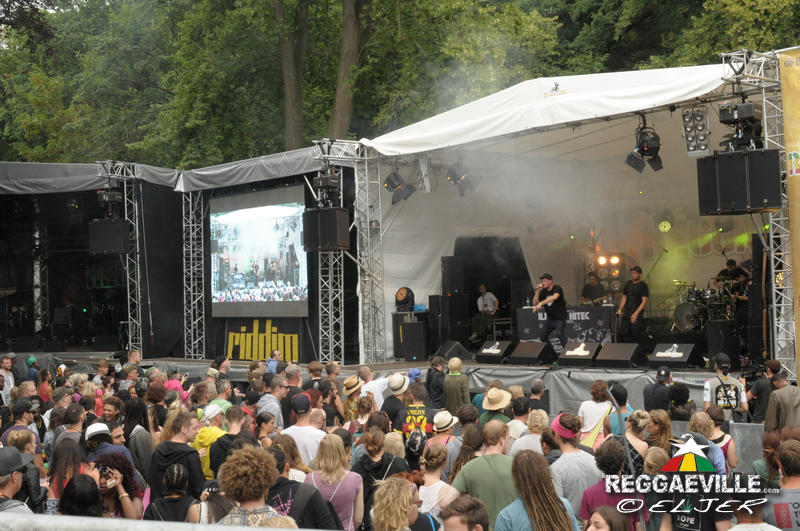 iLLBiLLY HiTEC with Longfingah & Kinetical @ Reggae Jam 2016