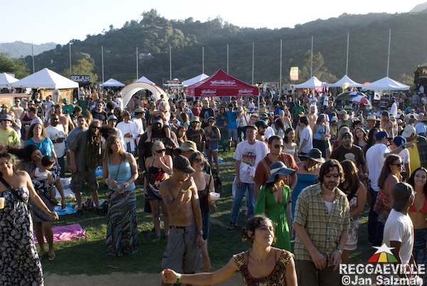 Impressions & Backstage @ Reggae Pon The Mountain 2011