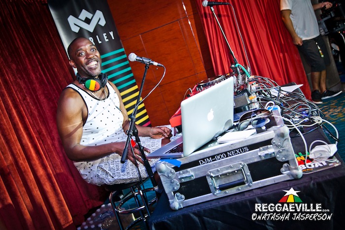Vibes @ Welcome To Jamrock Reggae Cruise 2015