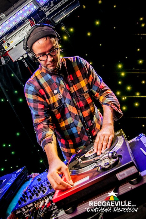 Vibes @ Welcome To Jamrock Reggae Cruise 2015