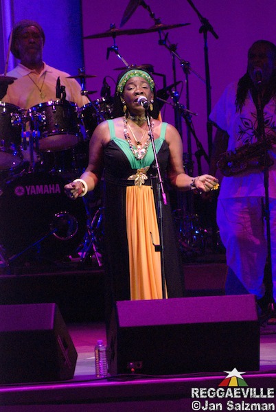 I Threes in Los Angeles, CA