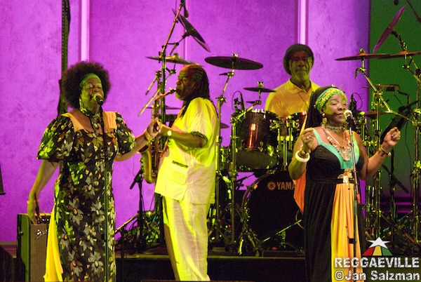 I Threes in Los Angeles, CA