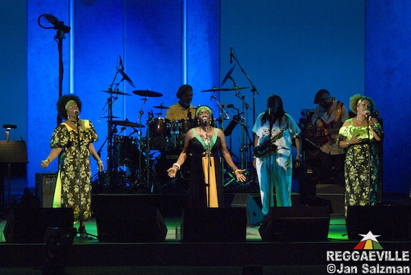 I Threes in Los Angeles, CA