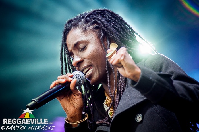 Jah 9 backed by Dubtonic Kru @ Regalowisko Bielawa Reggae Festival 2014