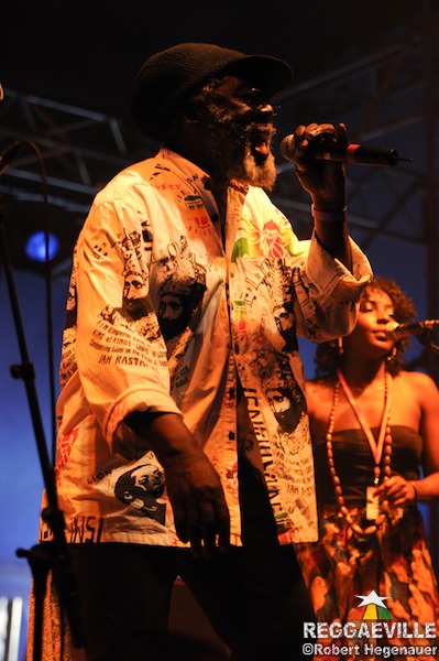 Jamaica Papa Curvin @ Chiemsee Reggae Summer 2011