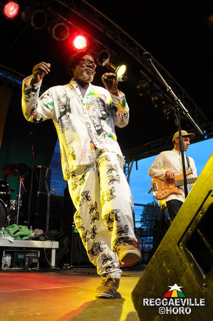 Jamaica Papa Curvin @ Reggae Summer Night 2012