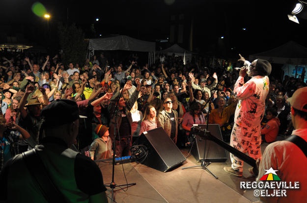 Jamaica Papa Curvin @ Reggae Summer Night 2012