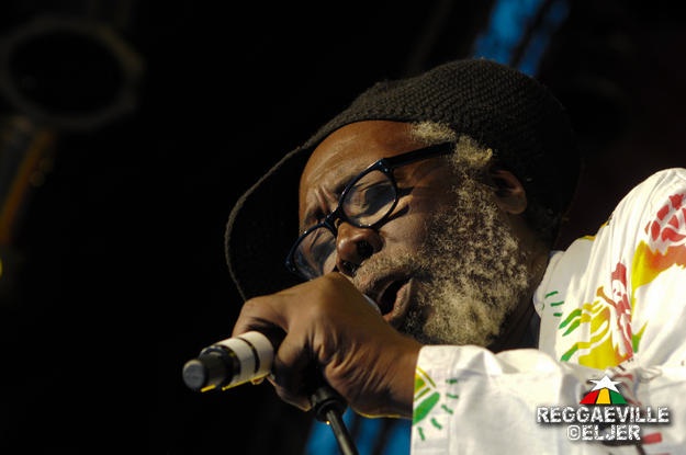 Jamaica Papa Curvin @ Reggae Summer Night 2012