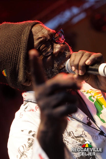 Jamaica Papa Curvin @ Reggae Summer Night 2012