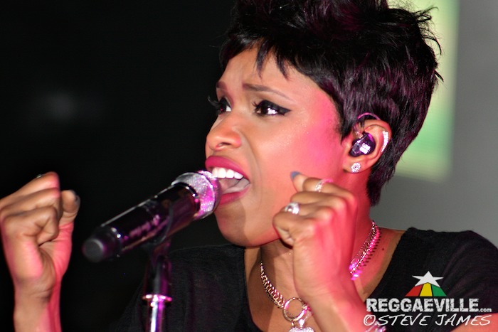 Jennifer Hudson @ Reggae Sumfest 2015