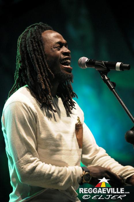 Jesse Royal ls. Dubtonic Kru @ Rototom Sunsplash 2014